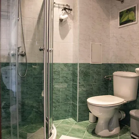 White сozy A Next To The Gondola